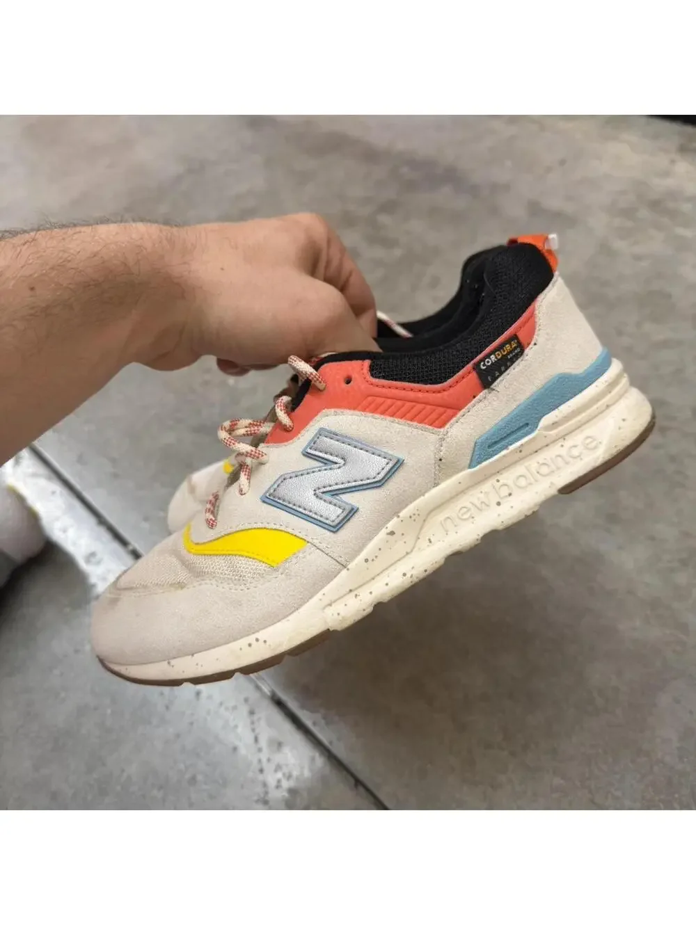 new balance 997h cordura white orange and blue low top shoes size 6 MENS